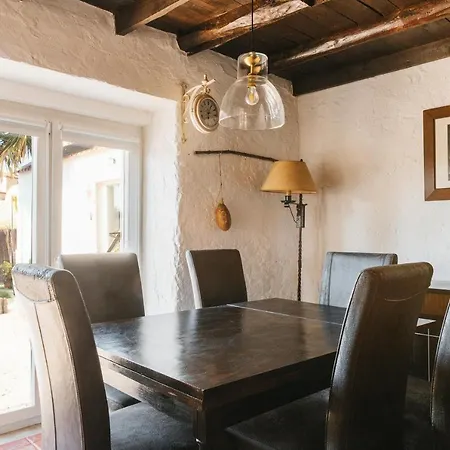 Bird House לוריניה